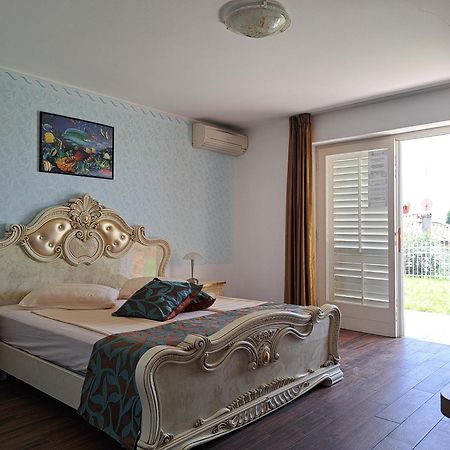 Guest House Vila Luka Portorož Eksteriør billede