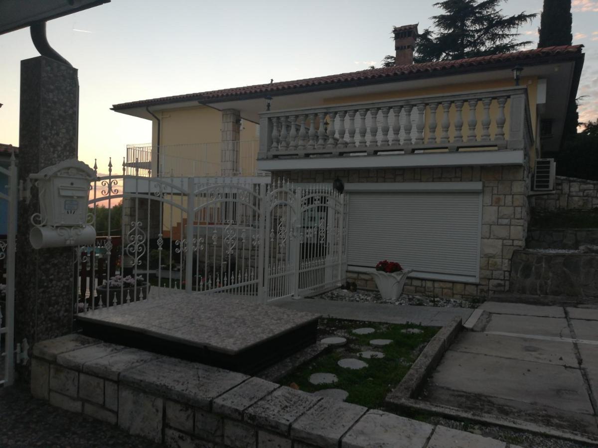 Guest House Vila Luka Portorož Eksteriør billede