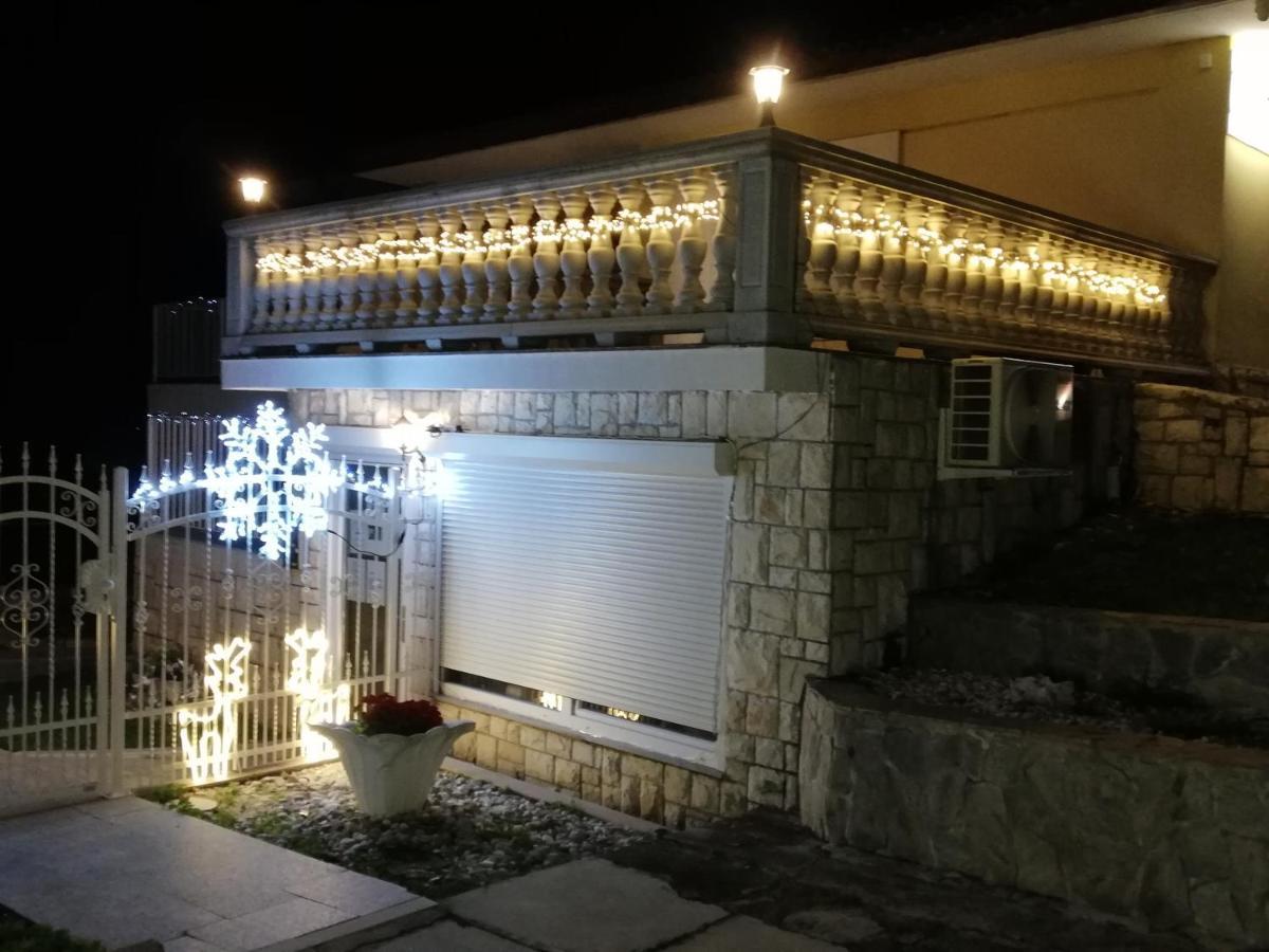 Guest House Vila Luka Portorož Eksteriør billede